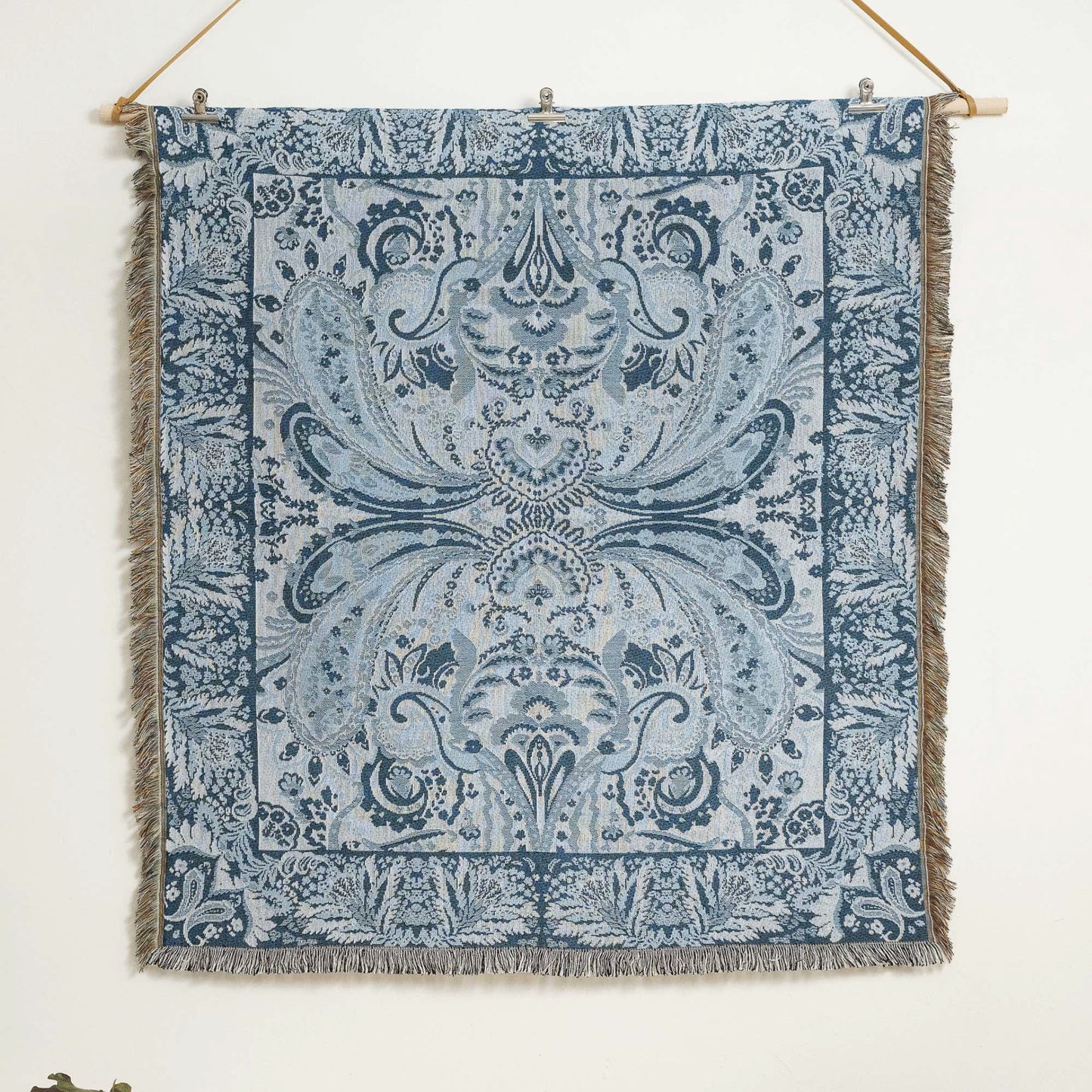 Yesterday' Woven Picnic Rug / Throw